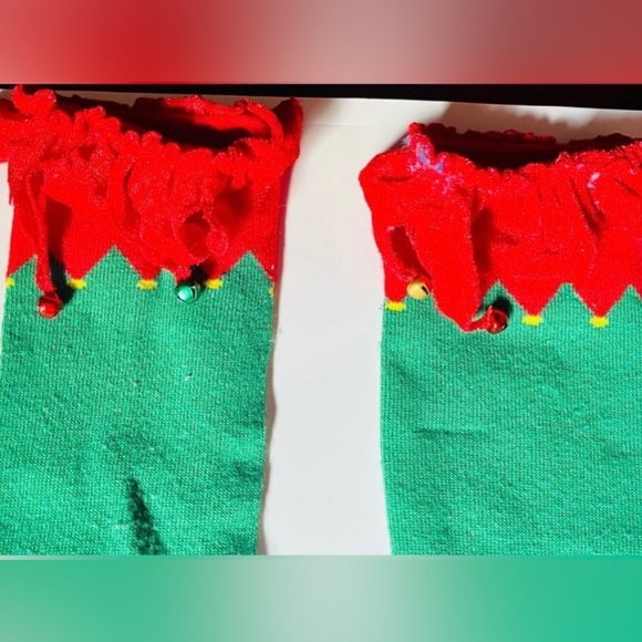 CHRISTMAS ELF KNEE SOCKS WITH HANGING BELLS AT THE KNEES - Picture 3 of 3